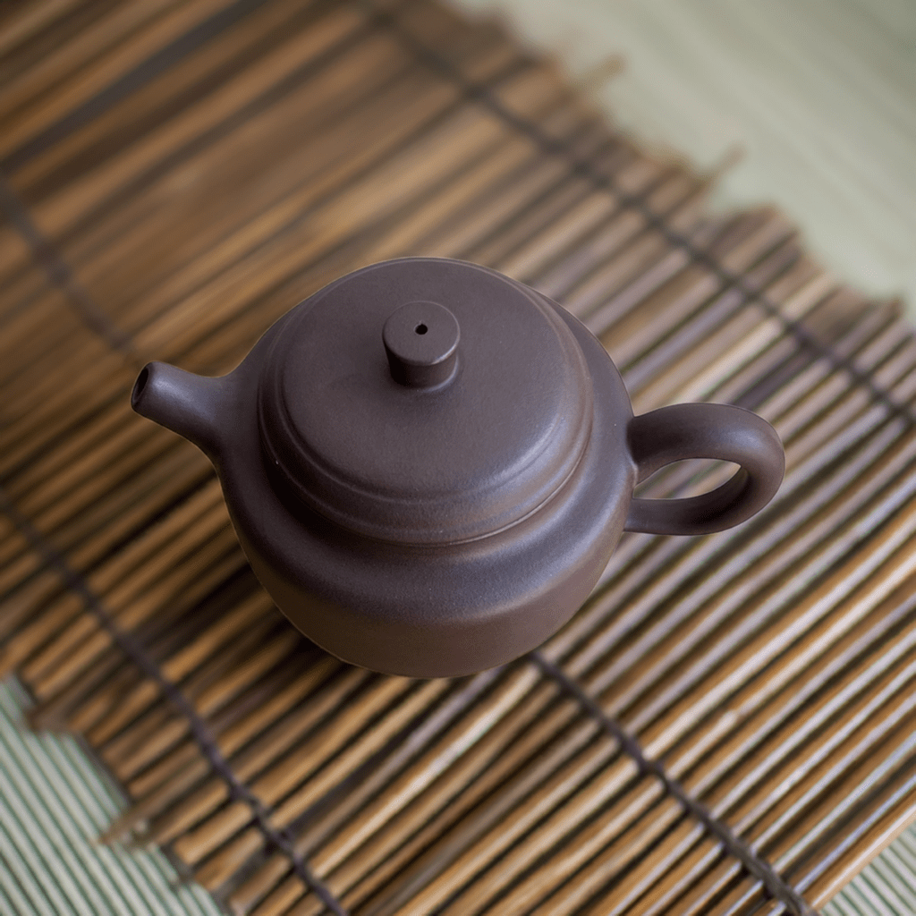 Classic De Zhong Purple Clay Yixing Tea Pot - Northeast Tea House